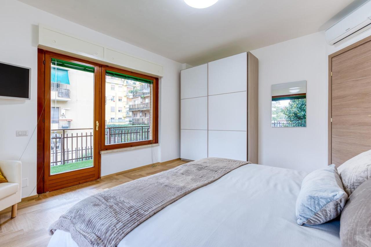 Flatinrome Vatican Apartment *
